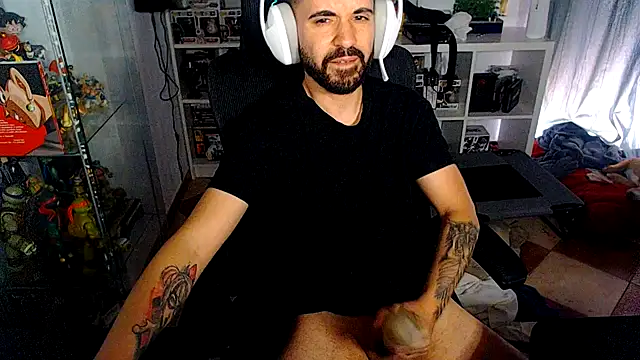 chiquitoconsecreto online show from 05-10-26, 04:01