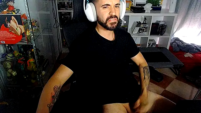 chiquitoconsecreto online show from 05-11-26, 08:31