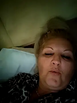 Divineblond online show from 10-26-25, 03:01