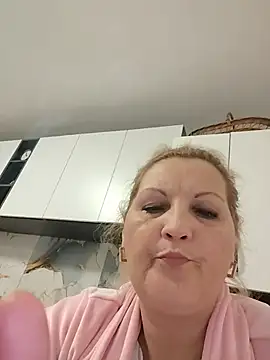 Divineblond online show from 03-09-26, 08:57