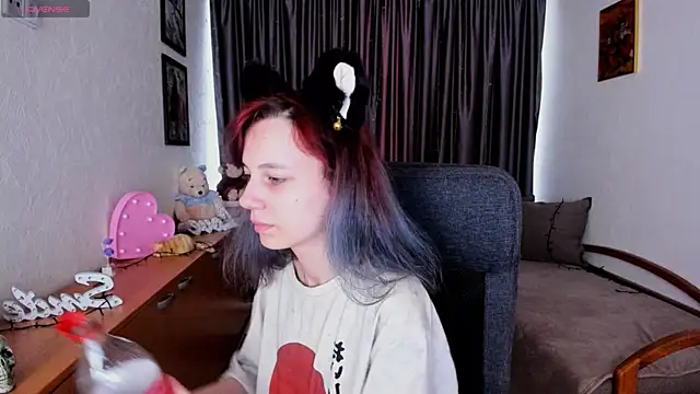 MiniLysii online show from 07-22-26, 06:05