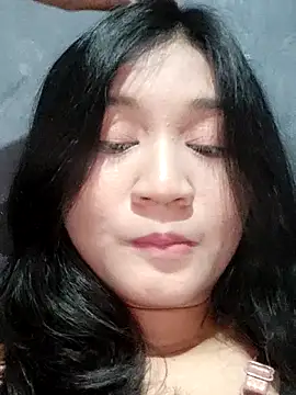 Snapshot of Rayya_ayy chatting on 05-25-26, 04:46 Rayya ayy online show from 05-25-26, 04:46