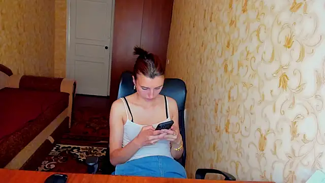 MilaShka29 online show from 06-19-26, 10:19