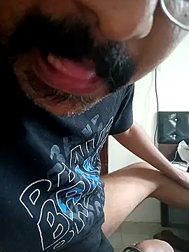 TamilRedchilli online show from 05-08-26, 05:57