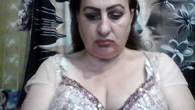 LoaqLovew online show from 06-10-26, 08:35