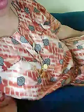 Call Honey online show from 06-10-26, 06:12