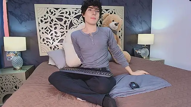 DemonFoxx online show from 04-30-26, 01:17