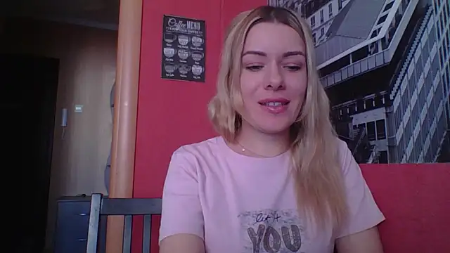 Softy Aura  online show from 05-29-26, 01:09