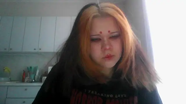 Amanda Mia  online show from 05-19-26, 07:15