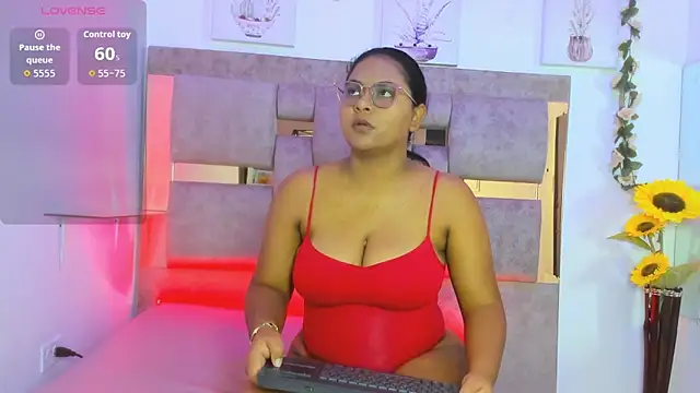 Playful Violet online show from 05-28-26, 01:30