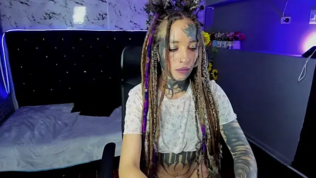 Lucy Doll8 online show from 05-30-26, 08:55