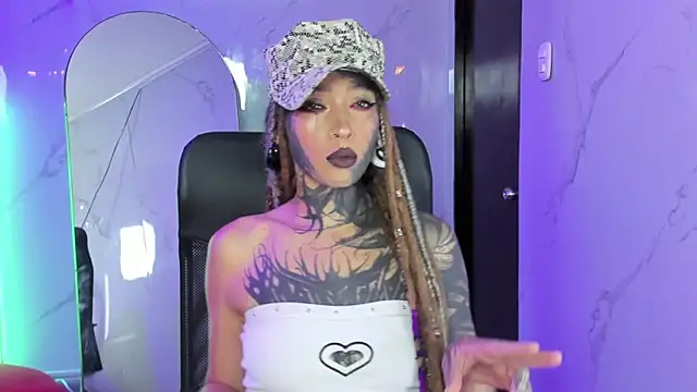 Lucy Doll8 online show from 06-15-26, 08:22