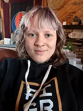 RosieSwitchBitch online show from 05-05-26, 03:31