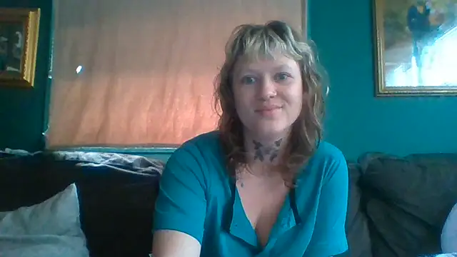 RosieSwitchBitch online show from 06-19-26, 10:08