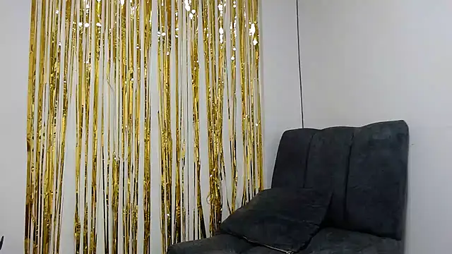 BlondeNatalia online show from 07-16-26, 03:45