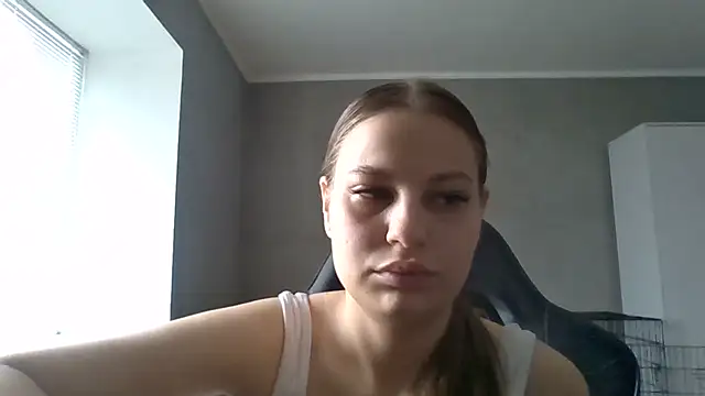  Linsyy ee  online show from 05-10-26, 09:36