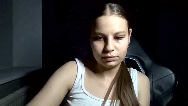  Linsyy ee  online show from 05-10-26, 09:42