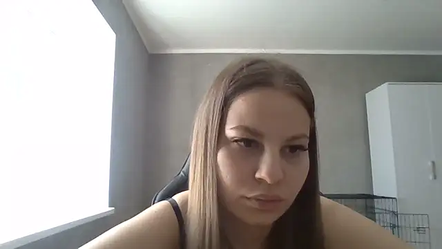  Linsyy ee  online show from 05-12-26, 09:50