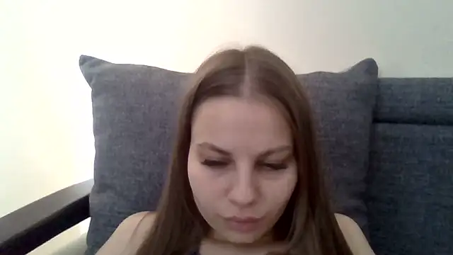  Linsyy ee  online show from 05-15-26, 10:11