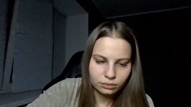  Linsyy ee  online show from 06-08-26, 08:09