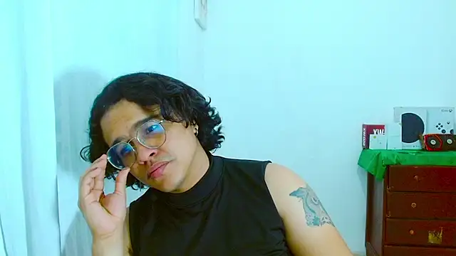 Diane exotic online show from 07-15-26, 12:49