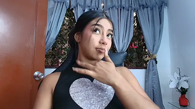 Sofia Browm online show from 05-31-26, 08:21