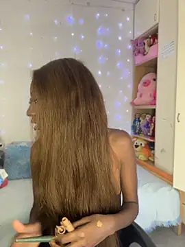 Snapshot of SpicySweetie chatting on 05-12-26, 10:18 SpicySweetie online show from 05-12-26, 10:18