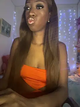 Snapshot of SpicySweetie chatting on 05-15-26, 09:22 SpicySweetie online show from 05-15-26, 09:22