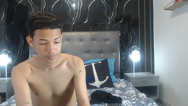 PhillipCox online show from 04-30-26, 08:15