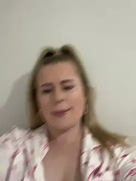 taylor-b online show from 05-08-26, 06:02