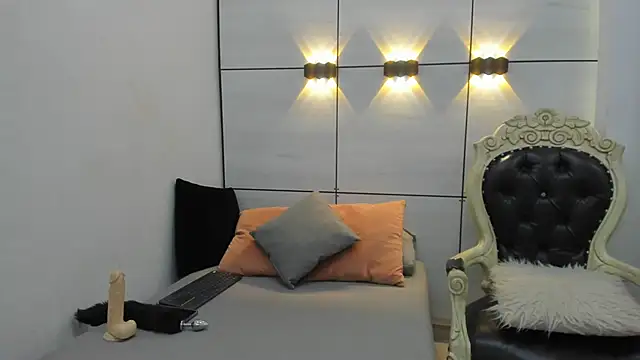 Daphne Leia online show from 05-02-26, 07:30