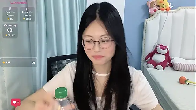 Luna-666 online show from 05-27-26, 02:03