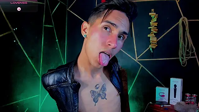 Shadowguy  online show from 04-30-26, 05:14