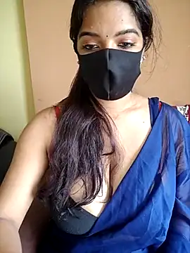 Snapshot of vanika2000 chatting on 05-02-26, 05:45 vanika2000 online show from 05-02-26, 05:45