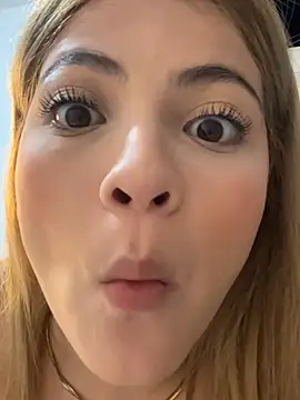 dulcemeggan online show from 04-29-26, 05:00