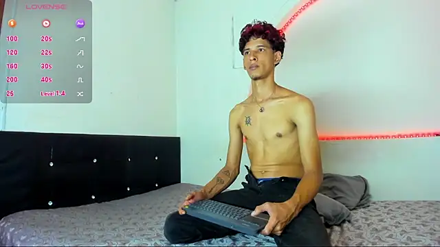 liammendoza98 online show from 06-03-26, 02:33