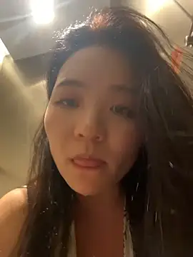 xiaochengzi505 online show from 06-04-26, 12:55