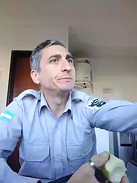 Alejandro83bsf online show from 05-11-26, 07:44