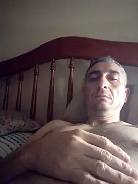 Alejandro83bsf online show from 06-17-26, 11:12