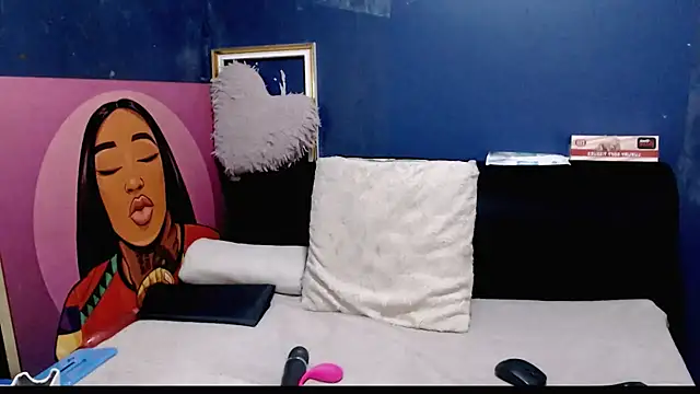 LolaSavageXO online show from 06-26-26, 07:24