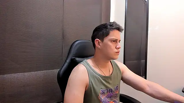 KendricTorres online show from 06-14-26, 03:25