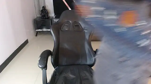 DamiaOshun ch online show from 07-19-26, 01:37