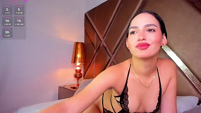 scarlethcollins  online show from 06-26-26, 11:58