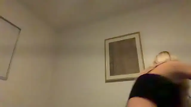 Snapshot of kenziesmithh chatting on 05-19-26, 05:14 kenziesmithh online show from 05-19-26, 05:14