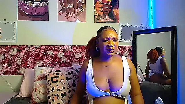 EnchantingLisa online show from 06-04-26, 04:57