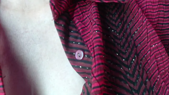 Iris Foster  online show from 04-29-26, 07:31