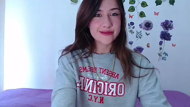 GirlAngell17 online show from 05-17-26, 04:58