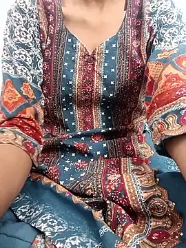 Lovey-77 online show from 04-30-26, 05:25