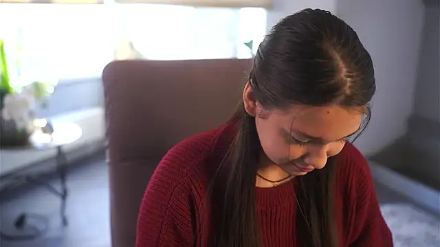 LovettaTinger online show from 04-29-26, 04:05