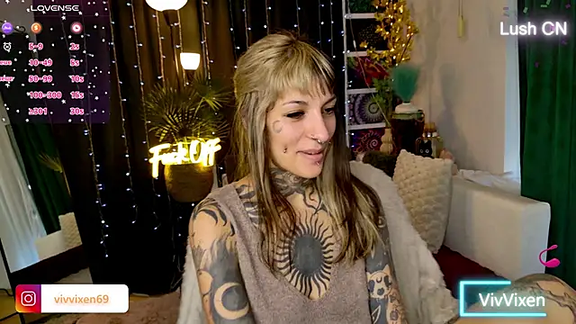 VivVixen online show from 05-25-26, 05:52